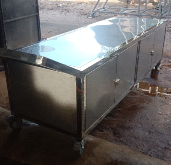 STAINLESS STEEL TROLLEY W/CABINET